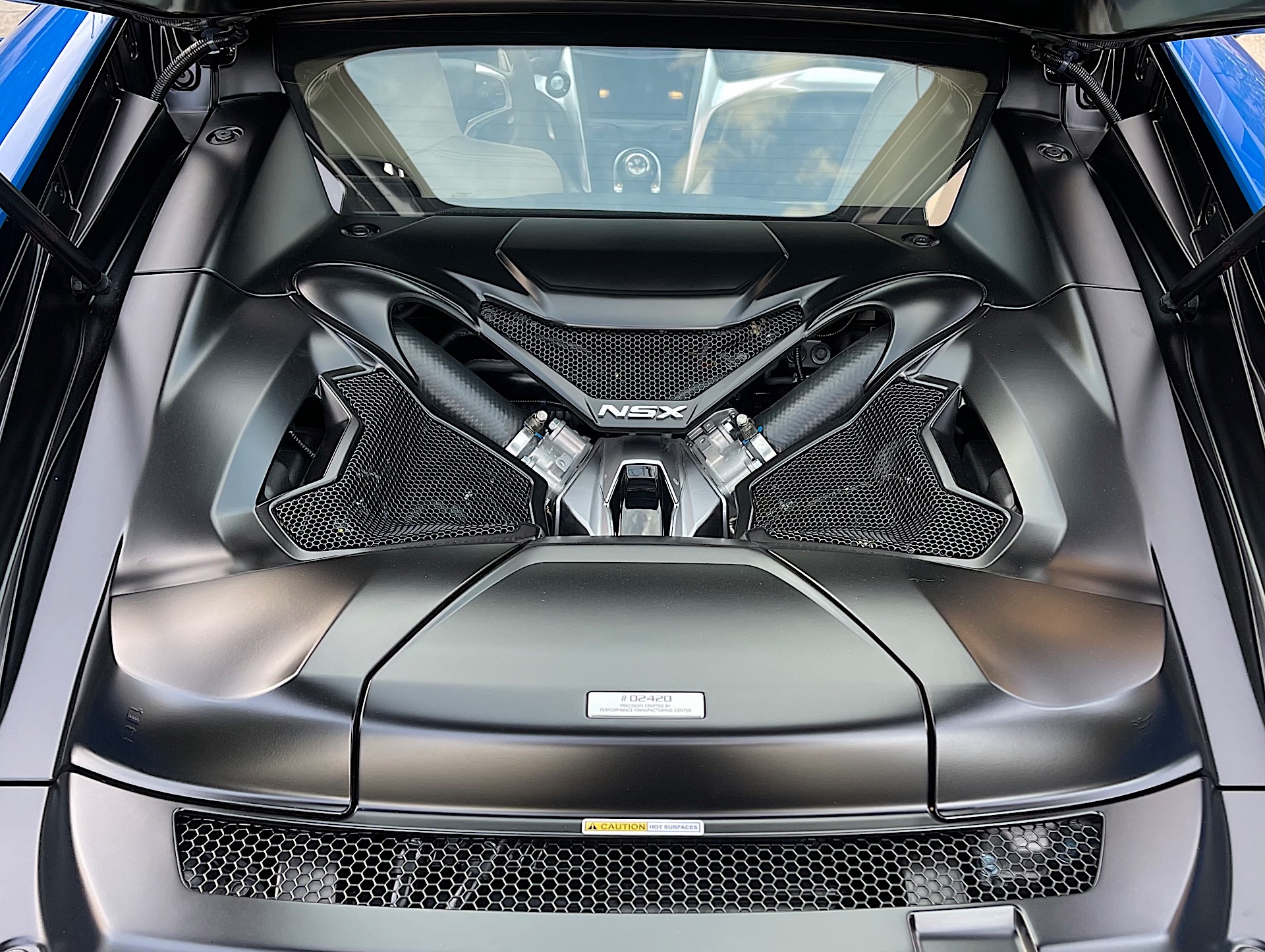 2021 Acura NSX engine 01 1