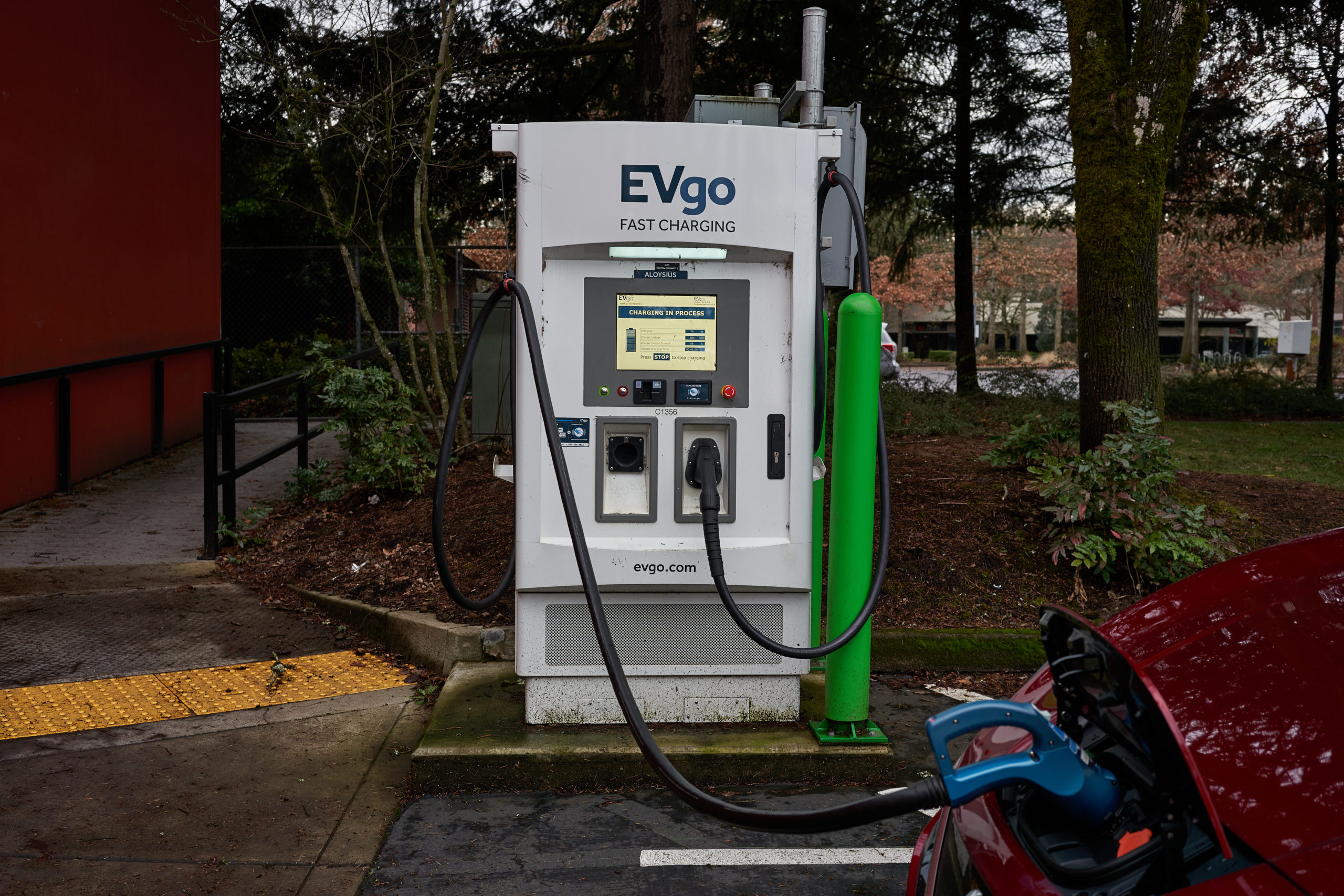 evgo charging station charging leaf