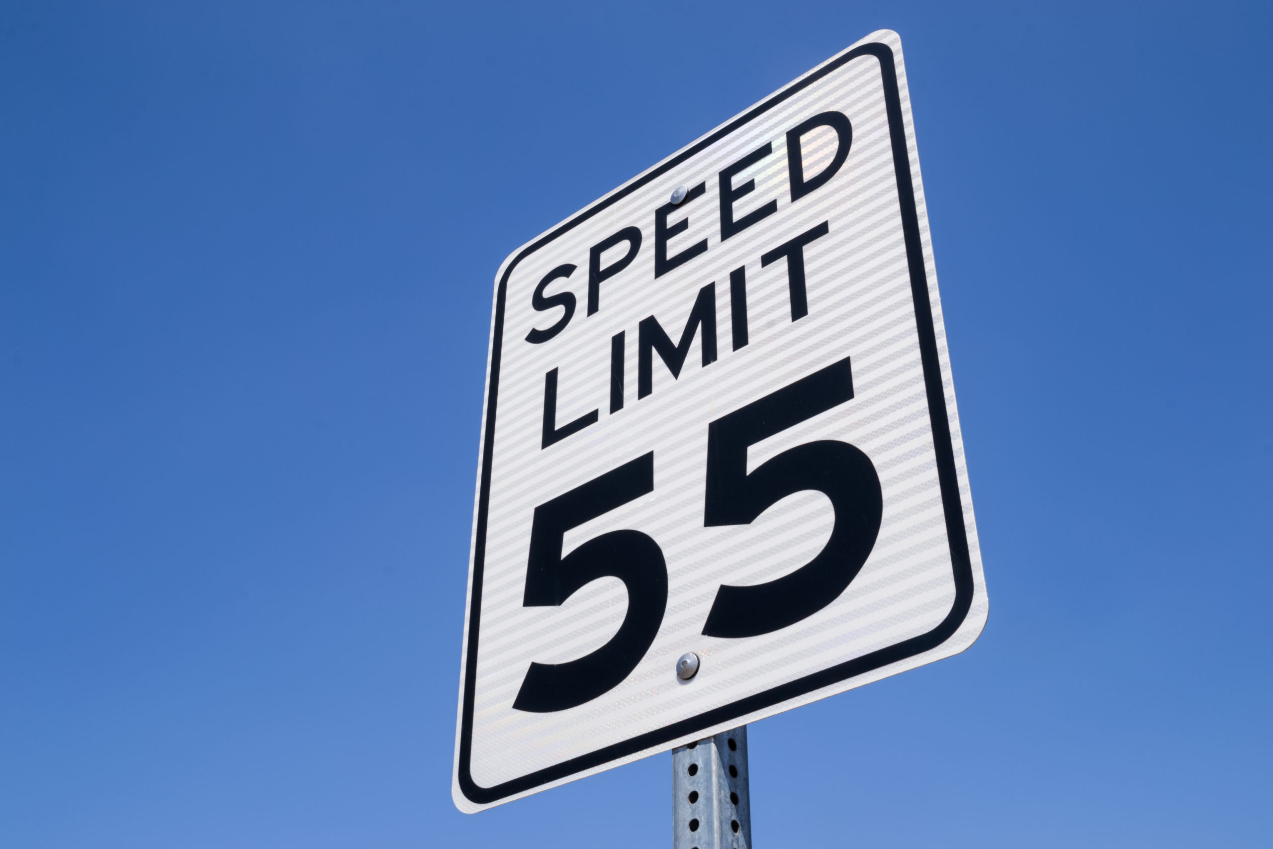 55 speed limit sign